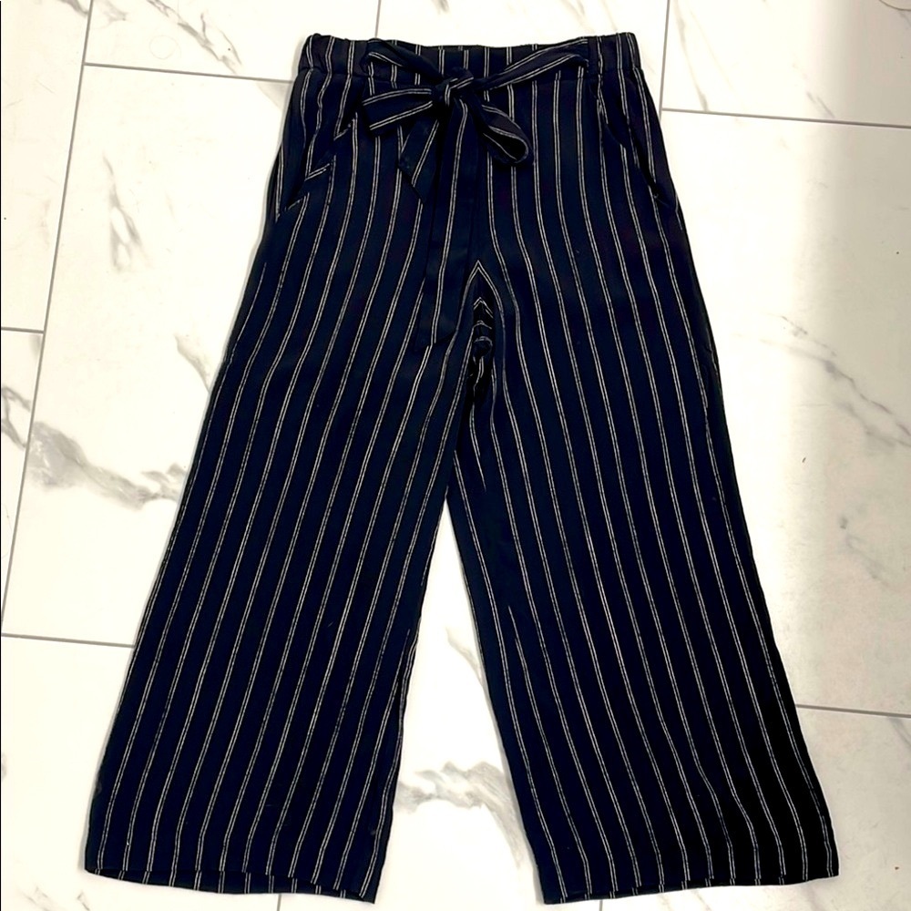 Aritzia Wilfred Faun Crop Pants Black With White Pinstripe